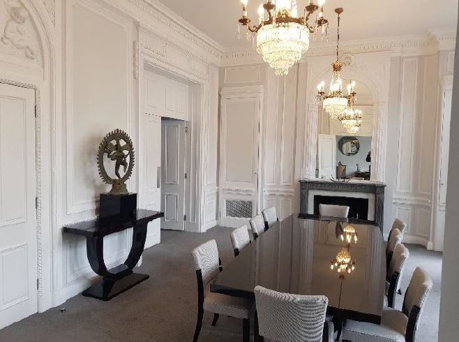 1 Hobart Pl, London for lease - Interior Photo - Image 3 of 19