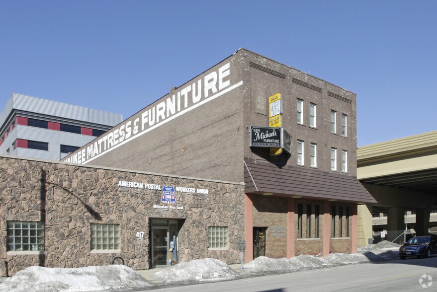 423 N 3rd, Milwaukee, WI à vendre - Photo du bâtiment - Image 2 de 11