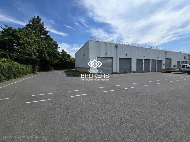 Industriel dans SAINT-OUEN-L'AUMONE à louer - Photo du bâtiment - Image 3 de 3