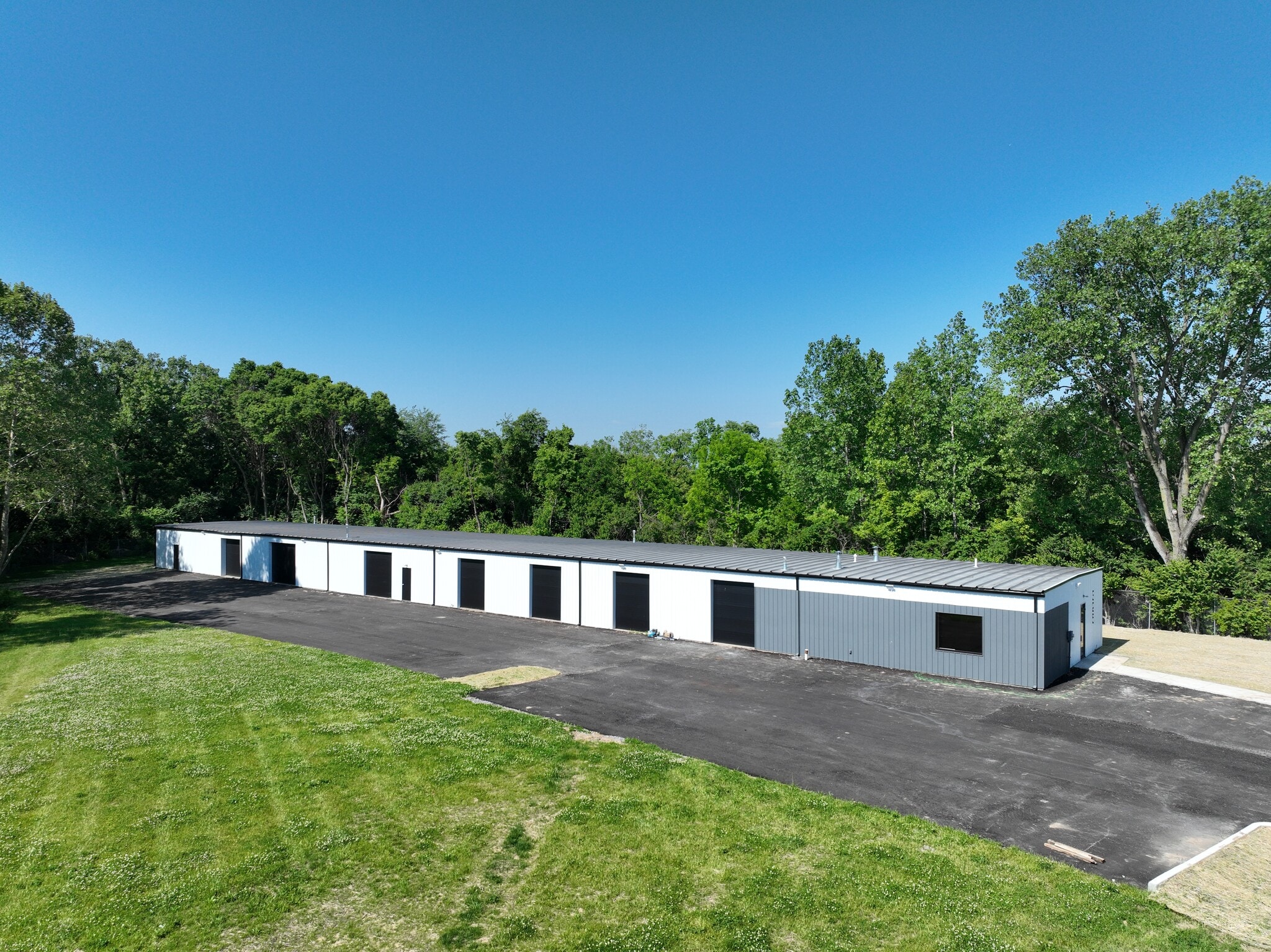 325 Harmon Ave, Lebanon, OH for lease Building Photo- Image 1 of 9