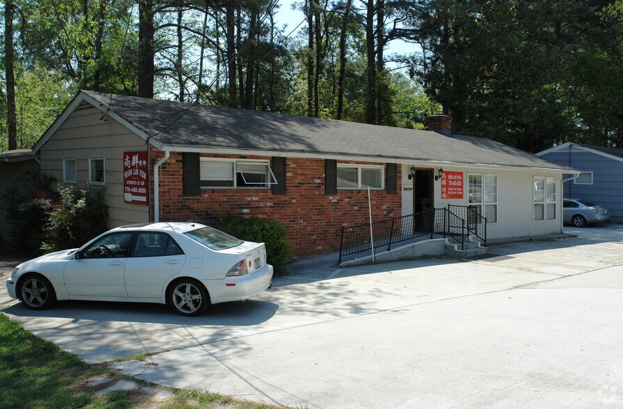 3147 Shallowford Rd, Atlanta, GA à vendre - Photo du bâtiment - Image 2 de 2