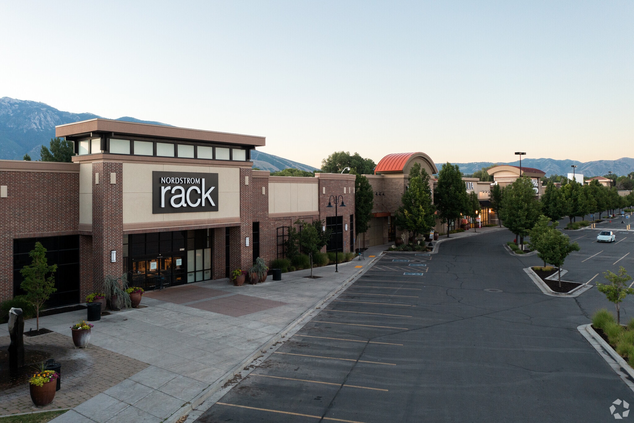 10329-10497 S State St, Sandy, UT for lease Primary Photo- Image 1 of 5