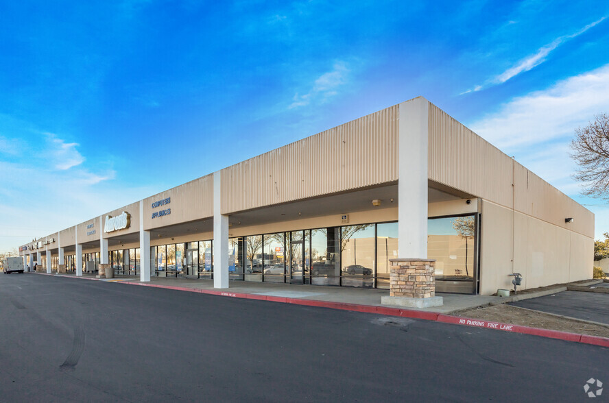 5200 Stockton Blvd, Sacramento, CA for lease - Primary Photo - Image 1 of 6