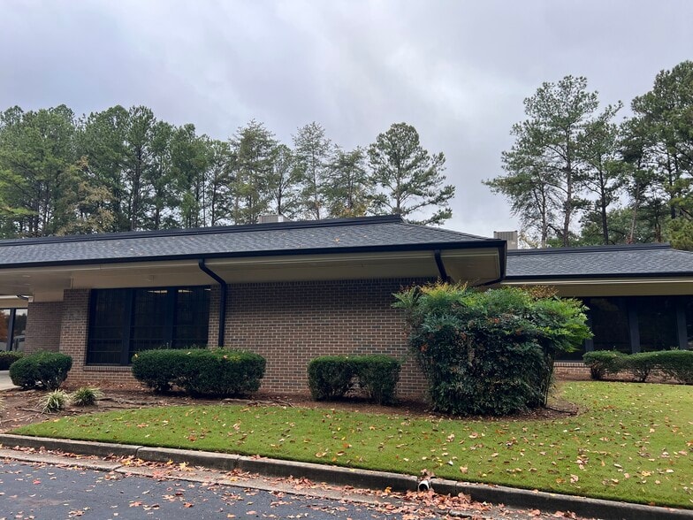 1611 Sands Pl SE, Marietta, GA for lease - Building Photo - Image 3 of 5