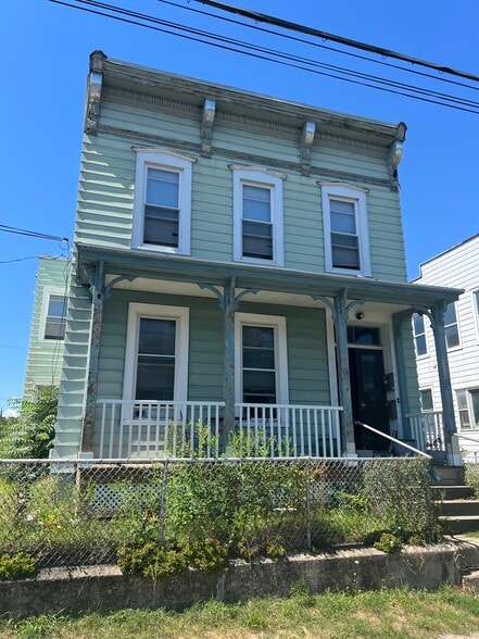 66 Park Ave, Cohoes, NY for sale - Building Photo - Image 2 of 52