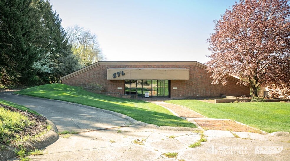 1845 Harsh Ave SE, Massillon, OH for sale - Building Photo - Image 2 of 11