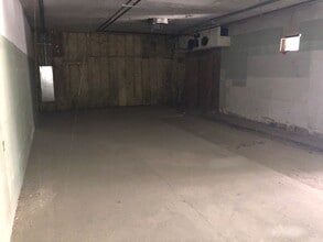 301 Central Ave, Shafter, CA à vendre Photo intérieure- Image 1 de 3