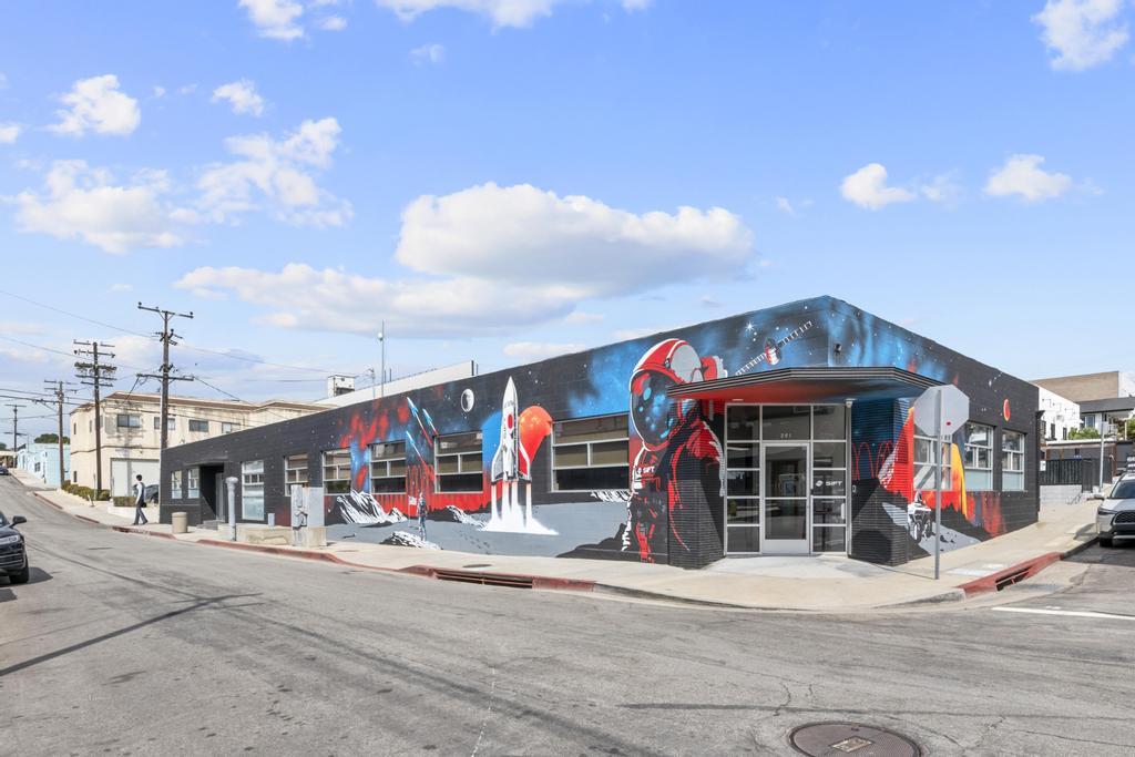 201 Arena St, El Segundo, CA for lease Building Photo- Image 1 of 17