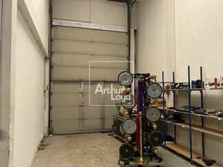 Plus de détails pour Bureau, Local d'activités à louer