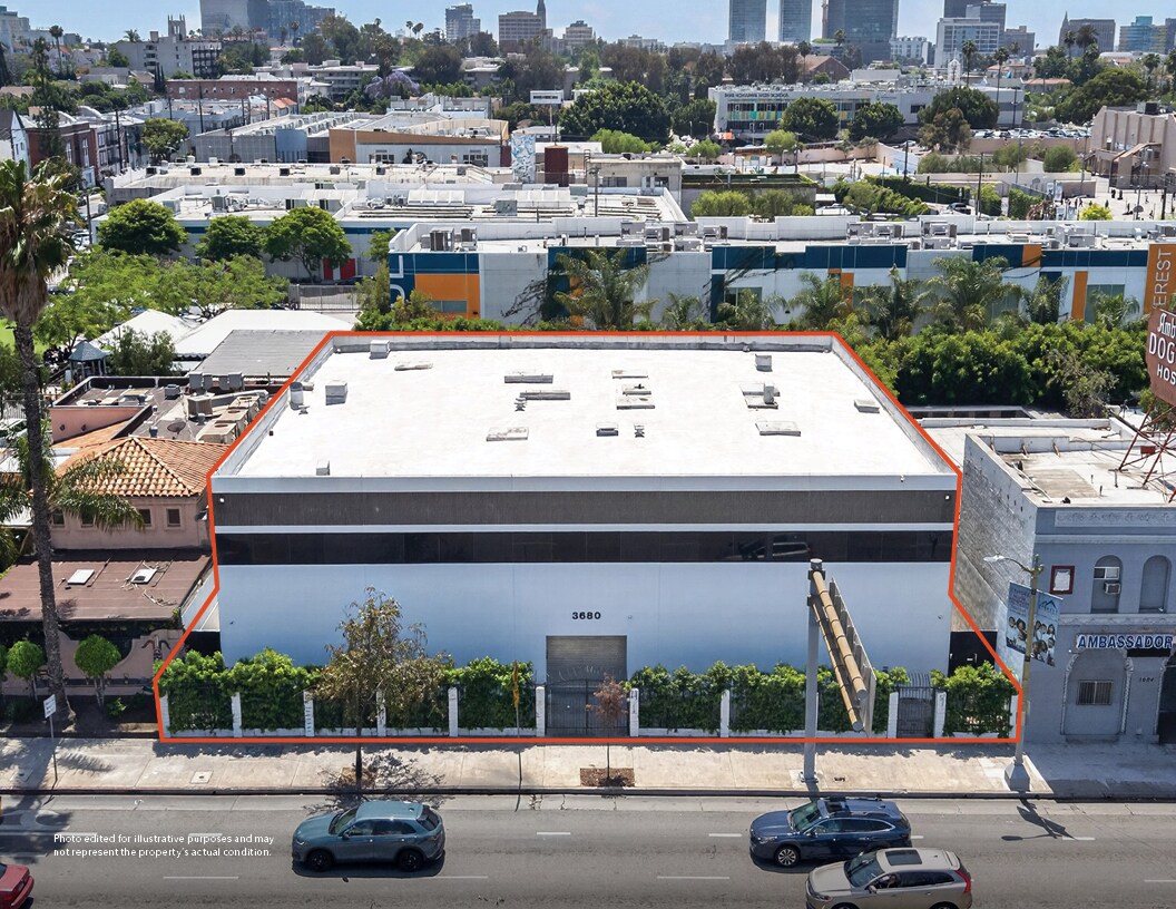 3680 Beverly Blvd, Los Angeles, CA à louer Photo du bâtiment- Image 1 de 11