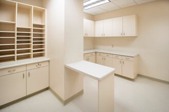 13800 W North Ave, Brookfield, WI for lease Building Photo- Image 2 of 3