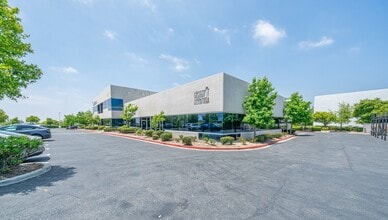 26981 Vista Terrace, Lake Forest, CA for lease Interior Photo- Image 2 of 20