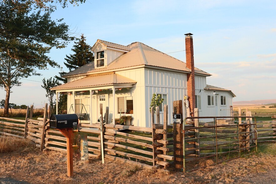 47219 Highway 30, Haines, OR à vendre - Photo du bâtiment - Image 3 de 36