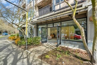 Plus de détails pour 3121 W Government Way, Seattle, WA - Multi-résidentiel à vendre