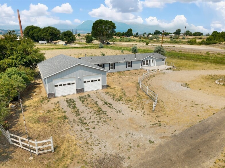 7522 County Road 151, Salida, CO à vendre - Photo du bâtiment - Image 2 de 49
