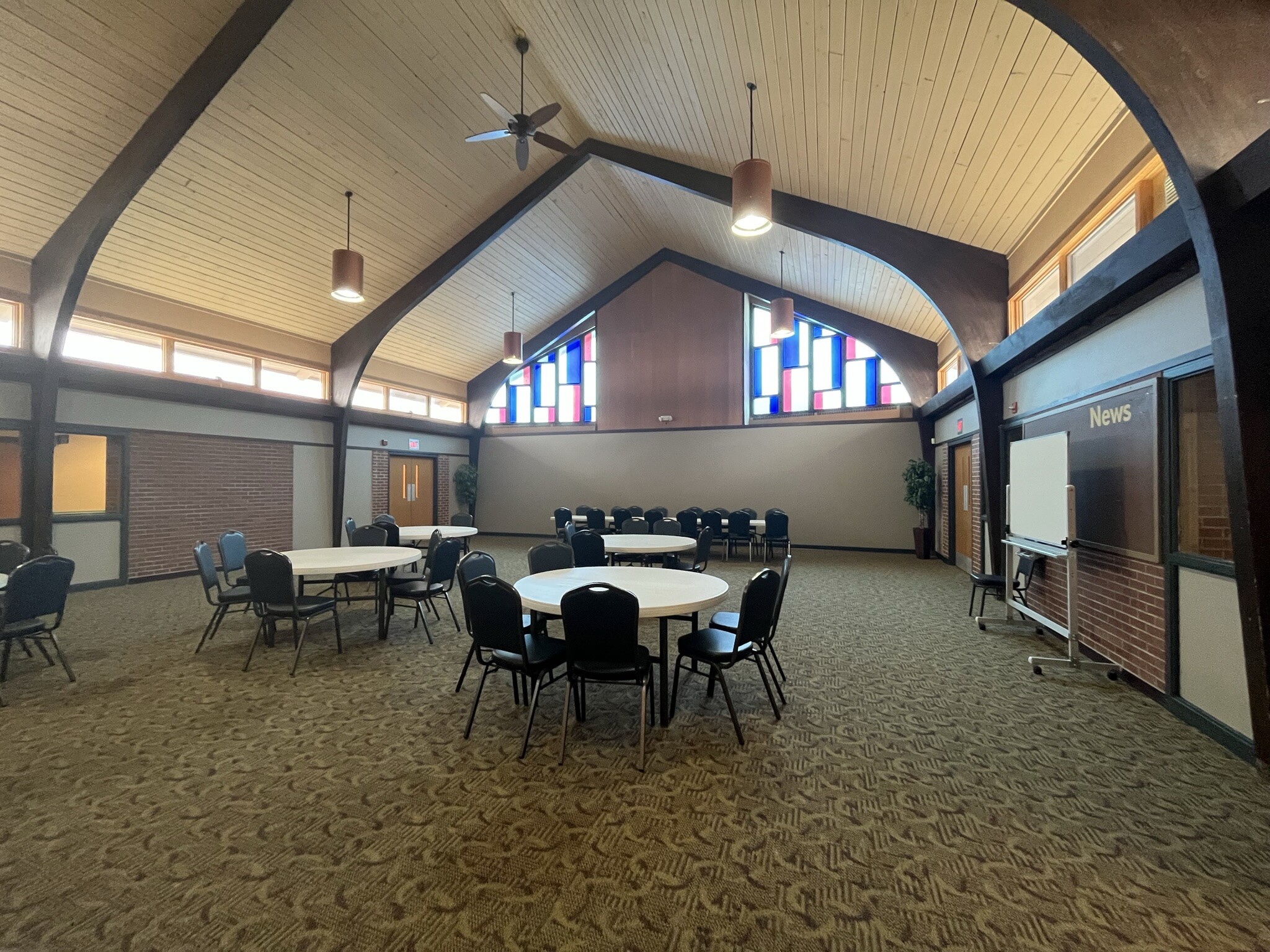 3351 Independence Ave N, Minneapolis, MN for lease Interior Photo- Image 1 of 8