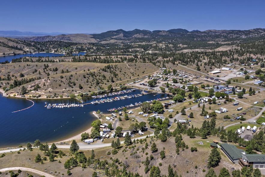 8015 Canyon Ferry Rd, Helena, MT for sale - Primary Photo - Image 1 of 1