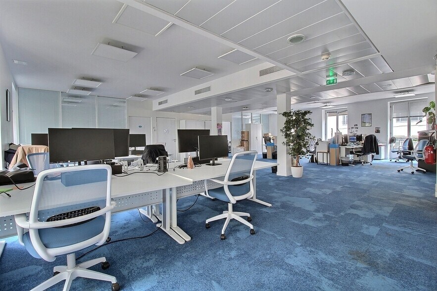 23 Rue Taitbout, Paris for lease - Building Photo - Image 1 of 10