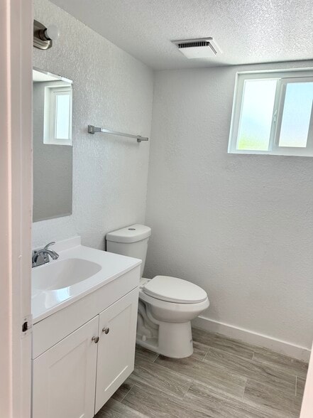 1504 E Indianola Ave, Phoenix, AZ à vendre - Photo intérieure - Image 3 de 12