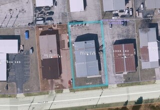 824 Philip Dr, Waukesha, WI - Aerial map view