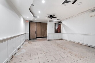 2100 Clove Rd, Staten Island, NY for lease Interior Photo- Image 2 of 8