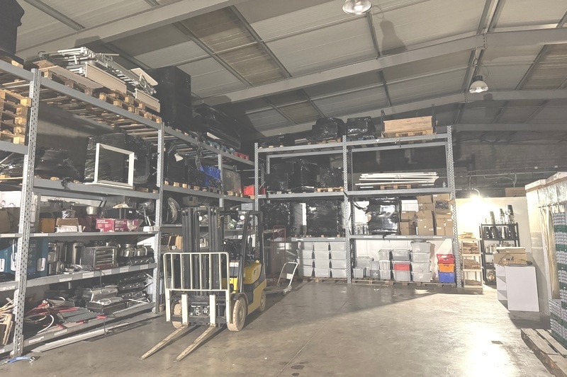Flex in Montpellier for lease - Interior Photo - Image 3 of 12