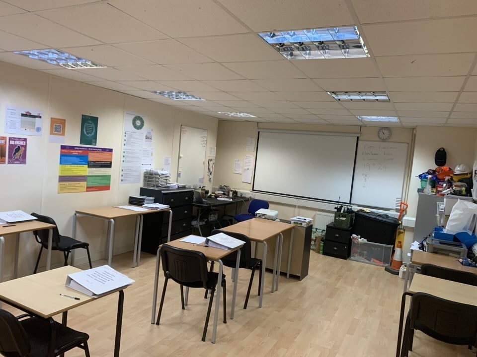 Whisby Rd, Lincoln for lease Interior Photo- Image 1 of 7