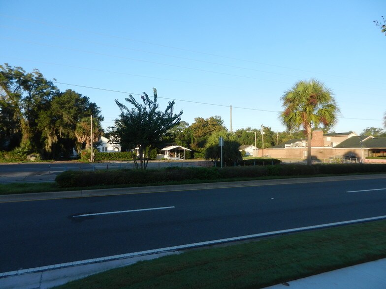 503 Orange Ave, Green Cove Springs, FL à vendre - Photo du bâtiment - Image 2 de 4