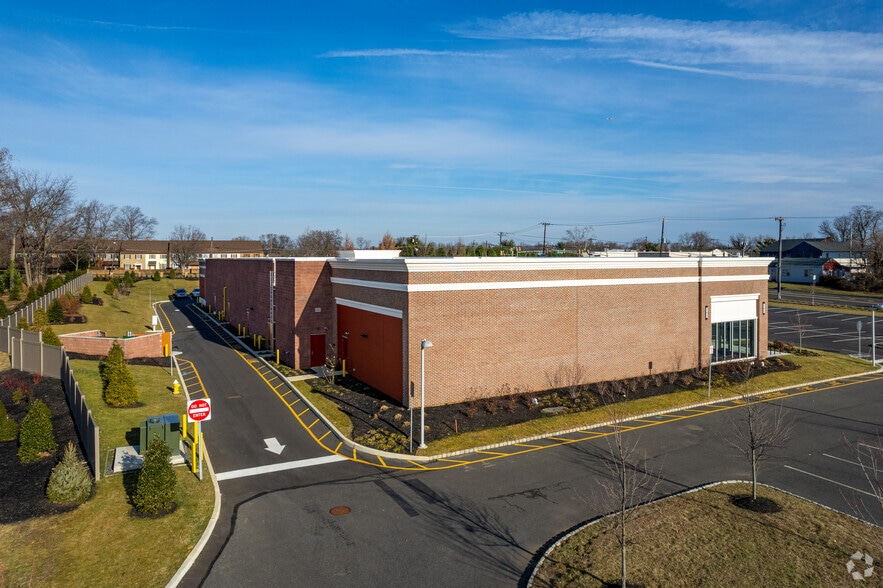 200 Marter Ave, Moorestown, NJ for lease - Building Photo - Image 3 of 7