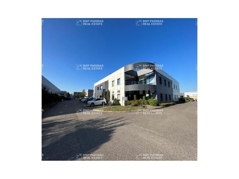 71 Impasse De La Balme, Saint-Priest for lease - Building Photo - Image 2 of 14