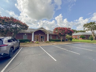 More details for 2423 Plantation Center Dr, Matthews, NC - Office for Lease