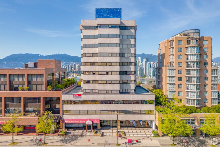 1177 W Broadway, Vancouver, BC à louer - Photo du bâtiment - Image 2 de 9