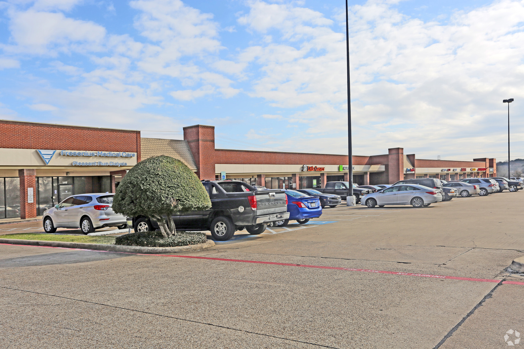 900 N Polk St, DeSoto, TX for lease Primary Photo- Image 1 of 9