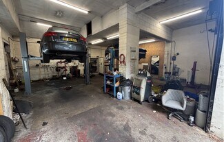 Plus de détails pour 217 Gosport Rd, Fareham - Commerce de détail à louer