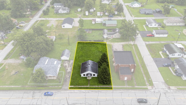 More details for 307 N Armstrong St, Crothersville, IN - Retail for Sale