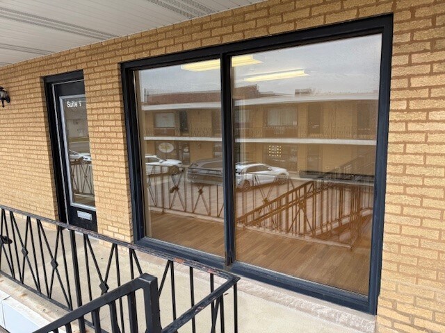 1038 S La Grange Rd, La Grange, IL à louer - Photo du bâtiment - Image 3 de 6