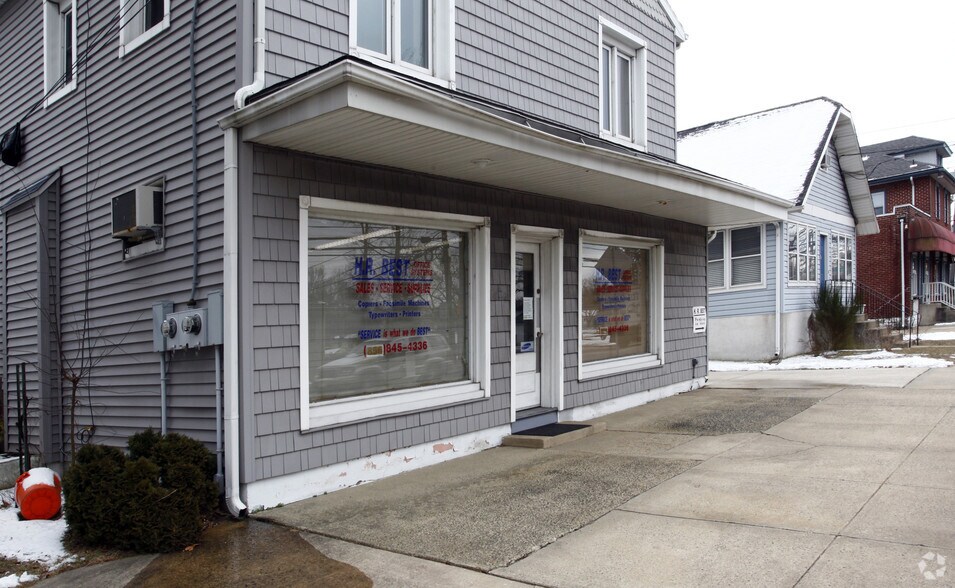 1093 N Delsea Dr, Westville, NJ à vendre - Photo du bâtiment - Image 3 de 4