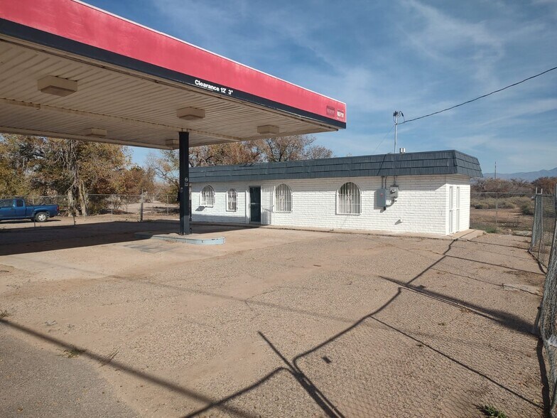 1224 S Main St, Belen, NM à louer - Photo du bâtiment - Image 3 de 16
