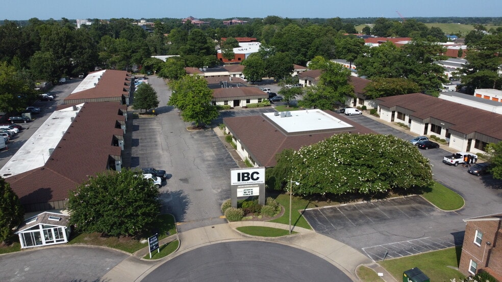 404 Investors Pl, Virginia Beach, VA for lease - Building Photo - Image 1 of 4