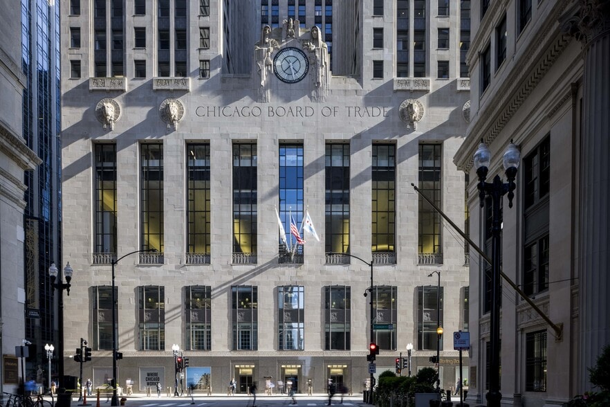 141 W Jackson Blvd, Chicago, IL for lease - Building Photo - Image 2 of 22