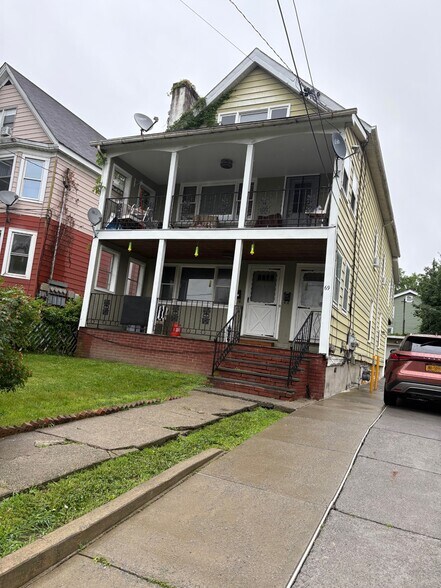 69 Delafield St, Poughkeepsie, NY à vendre - Photo principale - Image 1 de 4