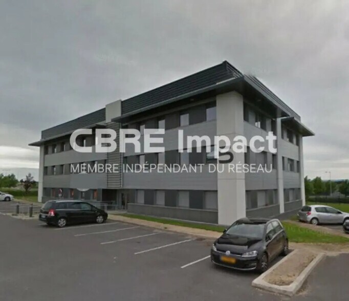 Office in Reims for lease - Building Photo - Image 2 of 10