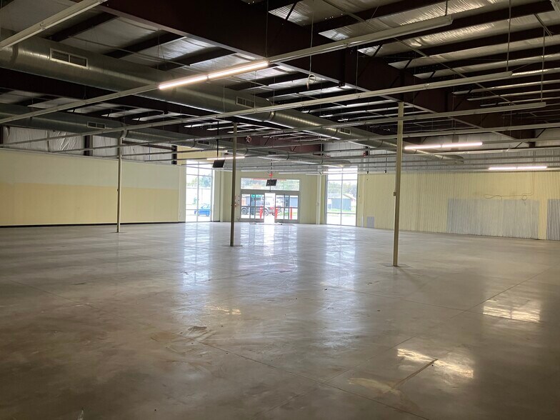 240 Us Highway 41 N, Sebree, KY à vendre - Photo intérieure - Image 2 de 8