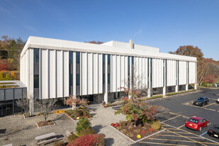 Building 700 - Commercial Real Estate