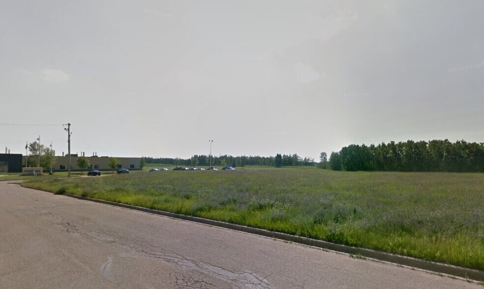 11133 83 Ave, Fort Saskatchewan, AB for sale - Building Photo - Image 3 of 3