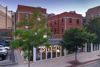Plus de détails pour 716 Clark St, Evanston, IL - Commerce de détail à louer