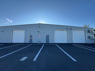 Plus de détails pour 1105 SE 12th Ave, Cape Coral, FL - Industriel à vendre