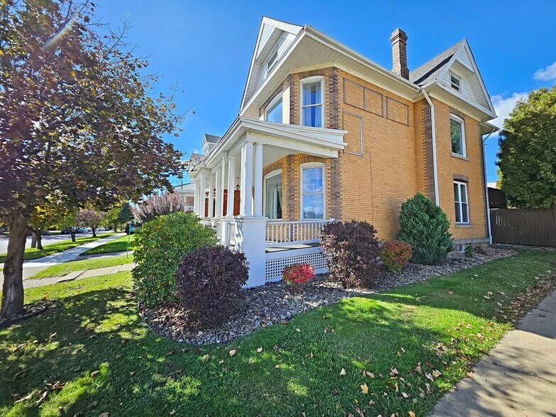 116 Center St, Saint Marys, PA à vendre - Photo du bâtiment - Image 2 de 35