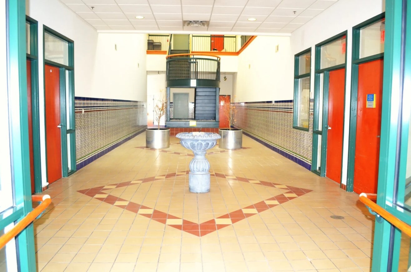 1606 Hull St, Richmond, VA for lease Interior Photo- Image 1 of 5