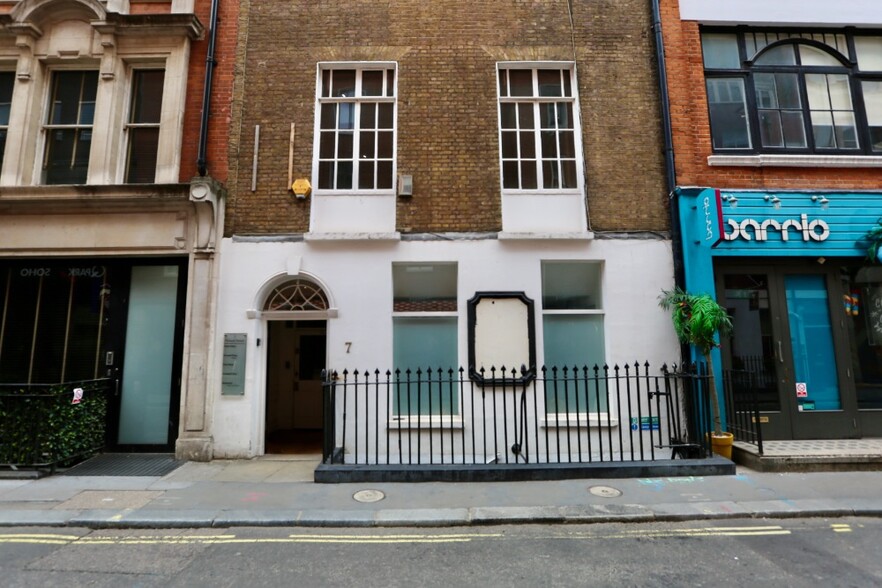 7 Poland St, London à louer - Photo du bâtiment - Image 1 de 1